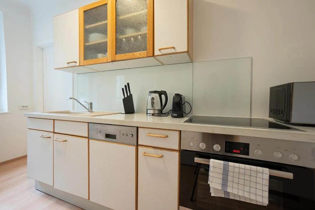 Apartment Stephansplatz View: Spacious 2-Bedroom with Balcony Vienna Austria